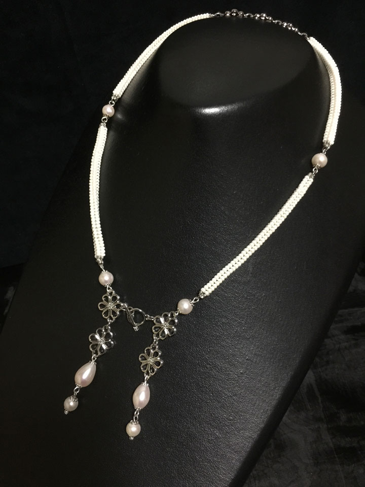 �t�����̃l�b�N���X