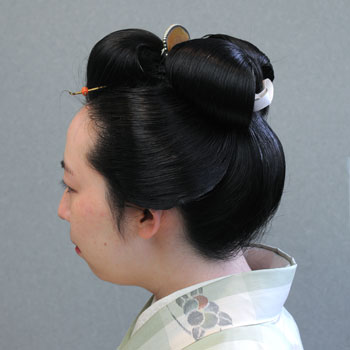 ���{���}�� 073 ��ǕԂ�