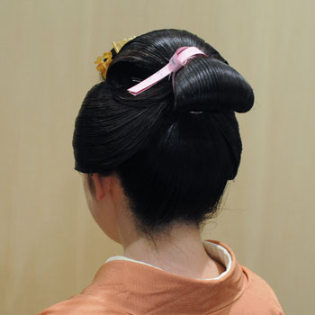 ���{���}�� 100 �Ԃ����c