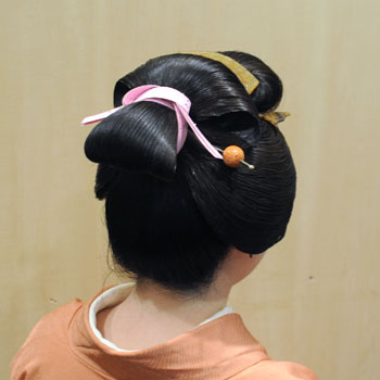 ���{���}�� 100 �Ԃ����c