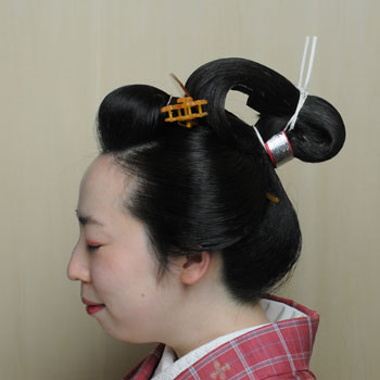 ���{���}�� 104 ���c