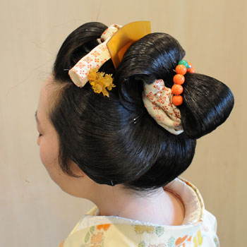 ���{���}�� 111 �z���c