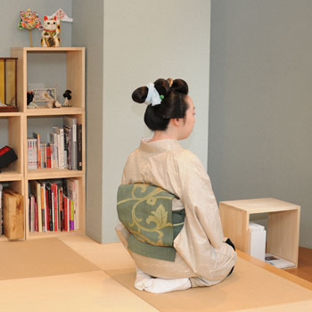 ���{���}�� 121 �Ԃ����c