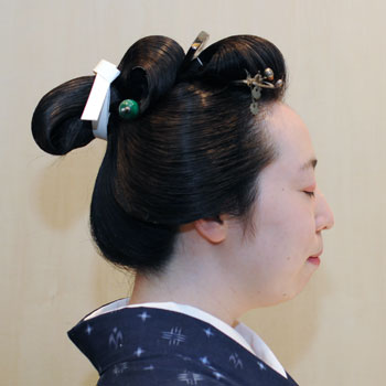 ���{���}�� 125 �Ԃ����c