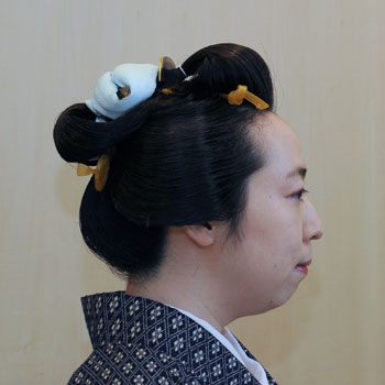 ���{���}�Ӂ@130 ���莭�̎q