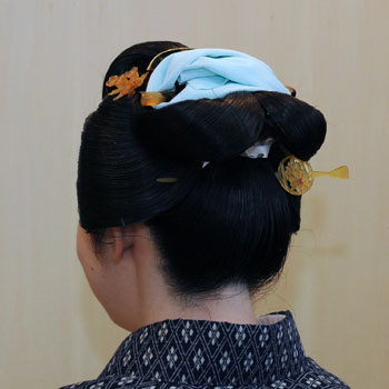 ���{���}�Ӂ@130 ���莭�̎q