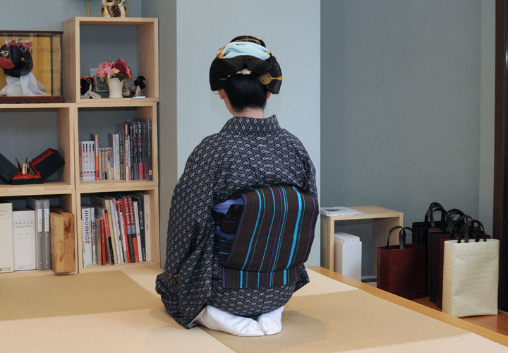 ���{���}�Ӂ@130 ���莭�̎q