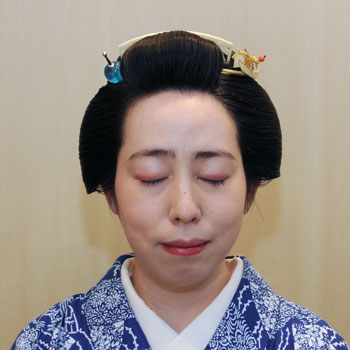 ���{���}�Ӂ@132 �z�V�_