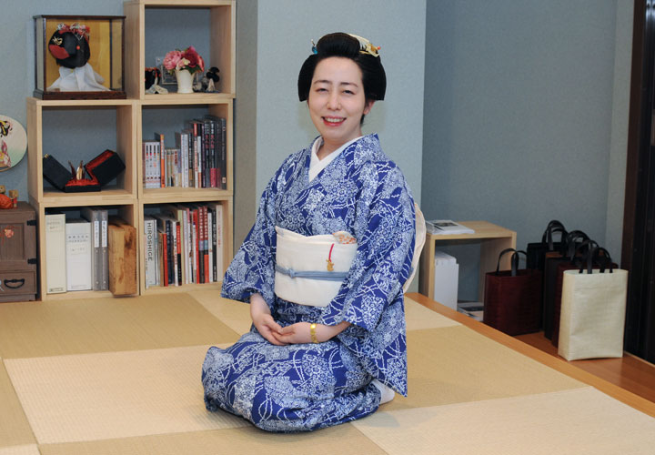 ���{���}�Ӂ@132 �z�V�_