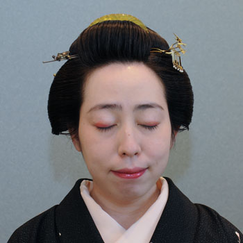 ���{���}�� 141 �Ԃ����c