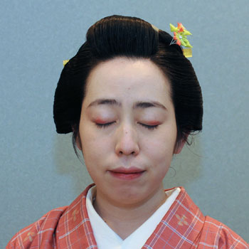 ���{���}�� 144 ���c������