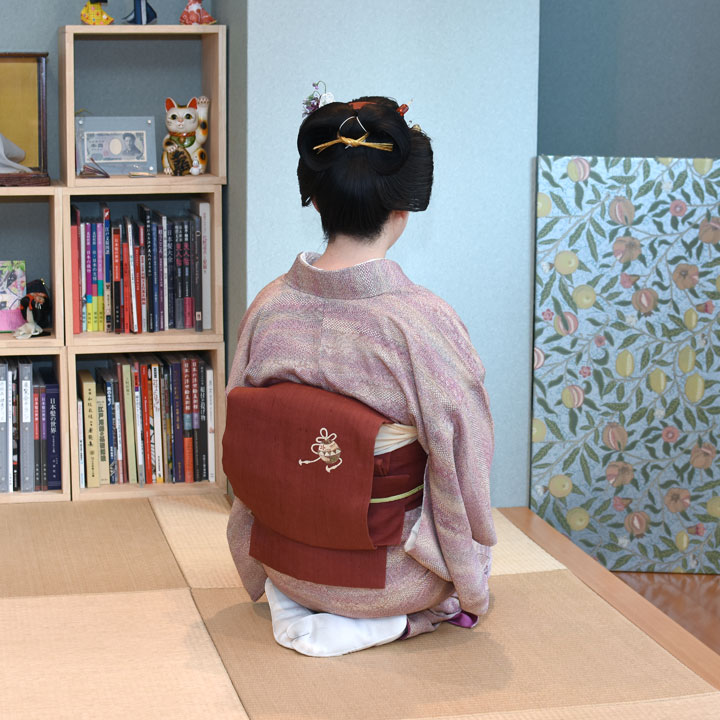 ���{���}�� 160 ��ǕԂ�