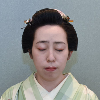 ���{���}�Ӂ@186 ���莭�̎q