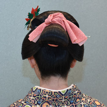 ���{���}�� 196 ����