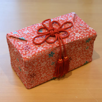 ���{���}�� 104 ���c