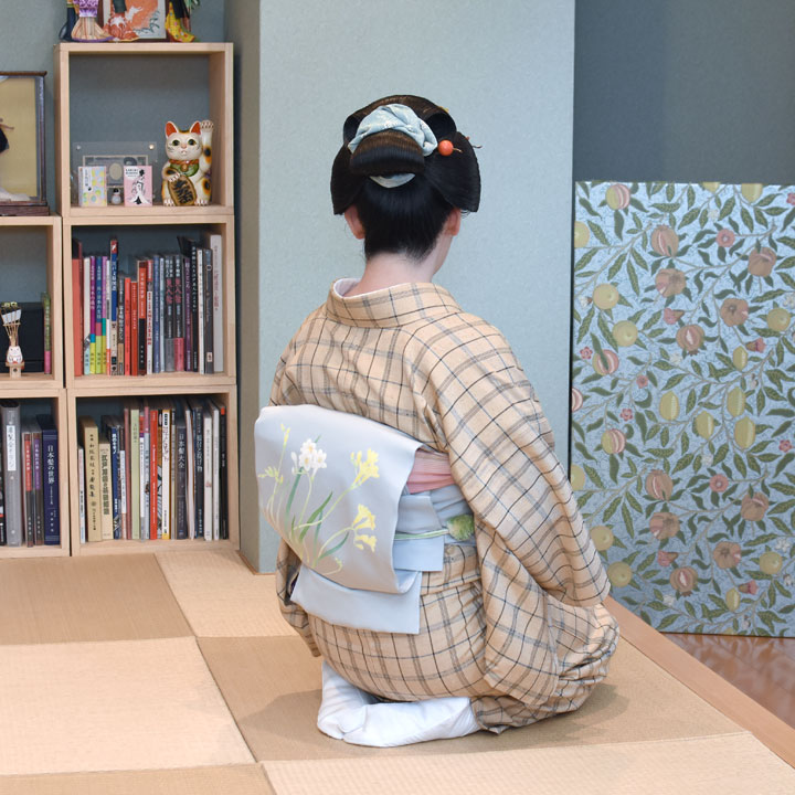 ���{���}�� 204 ����