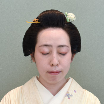 ���{���}�� 216 ����