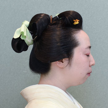 ���{���}�� 216 ����