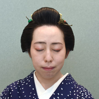 ���{���}�� 217 ��ǕԂ�