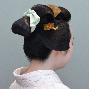 ���{���}�� 218 ����