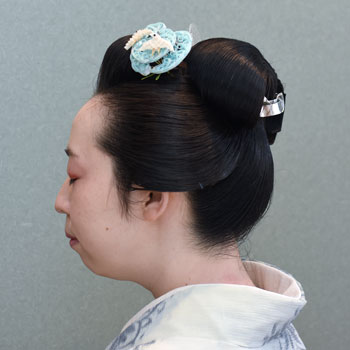 ���{���}�� 222 ��ǕԂ�