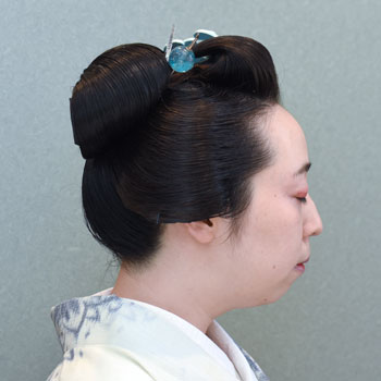 ���{���}�� 222 ��ǕԂ�