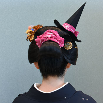 ���{���}�� 228 ����