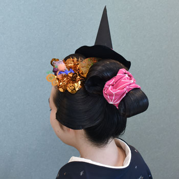 ���{���}�� 228 ����