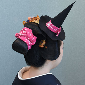 ���{���}�� 228 ����