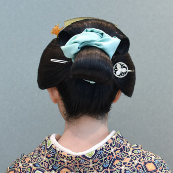 ���{���}�� 235 ����