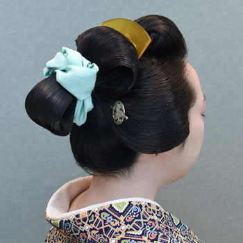 ���{���}�� 235 ����