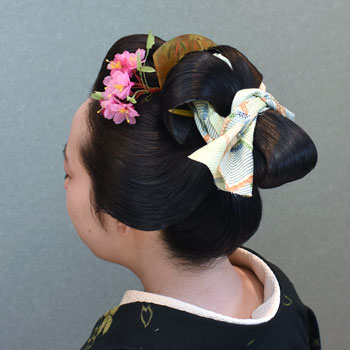 ���{���}�� 240 ���蓇�c